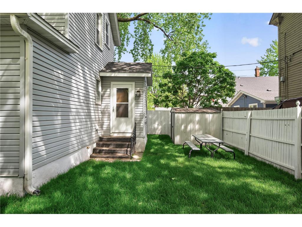 558 Osceola Avenue S Saint Paul MN 55102 7072427 image43