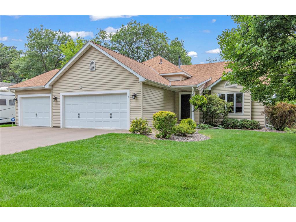 558 Vicki Lane, Shoreview, MN, 55126 MLS 6234736 Edina Realty