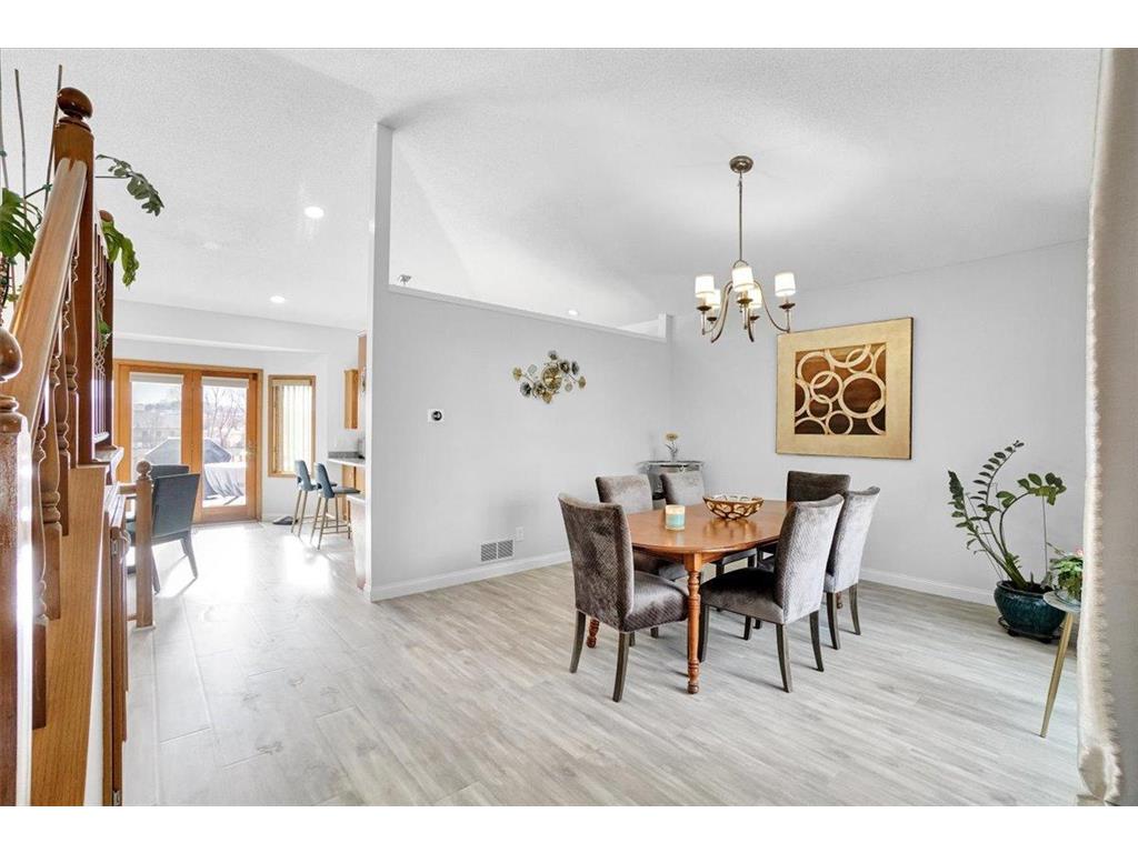 5583 W 140th Street Savage MN 55378 7037427 image35