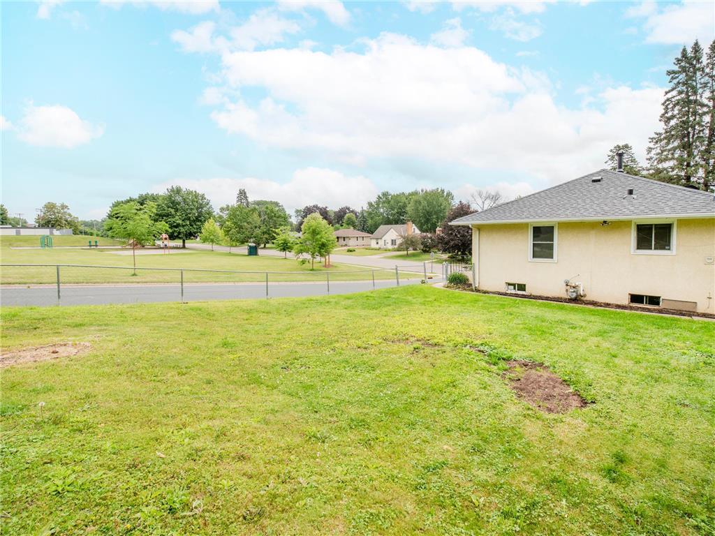 559 18th Avenue N South Saint Paul MN 55075 7102138 image22