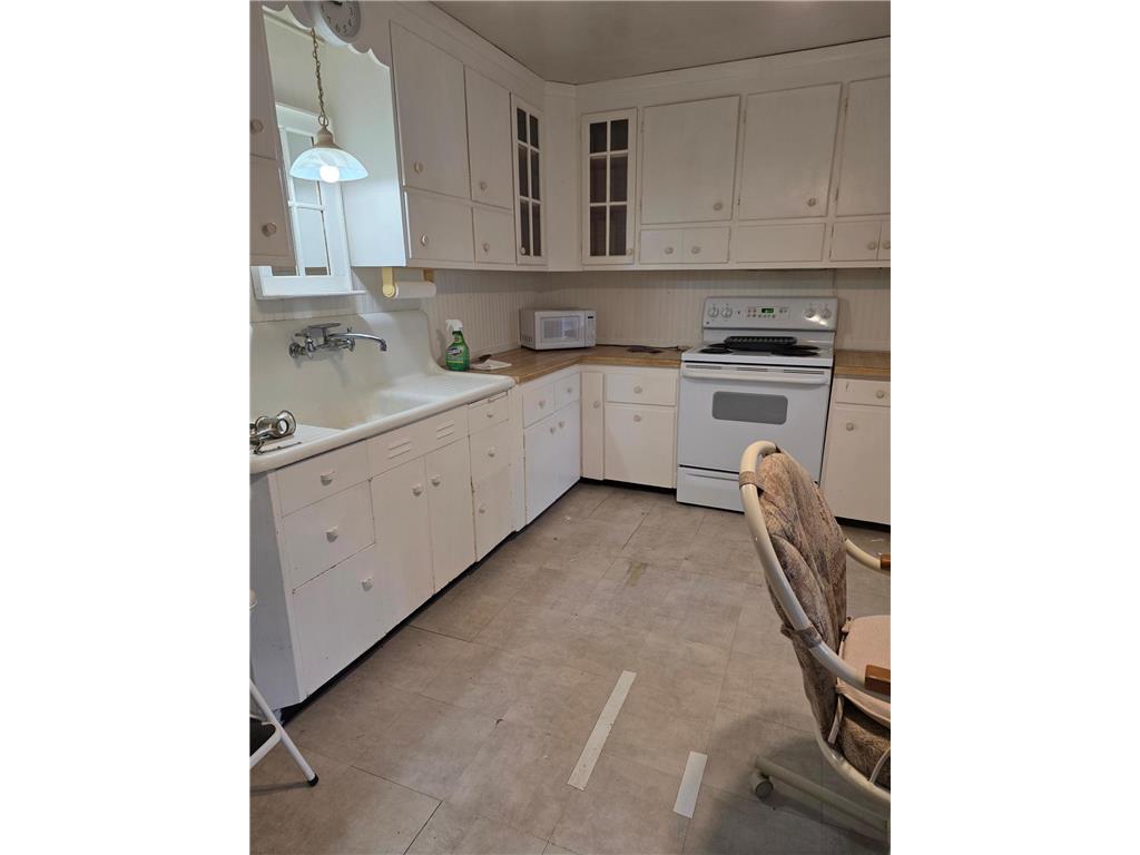 559 North Street Anoka MN 55303 7106891 image4