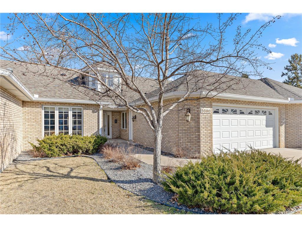 5590 Dunlap Avenue N Shoreview MN 55126 6487268 image1