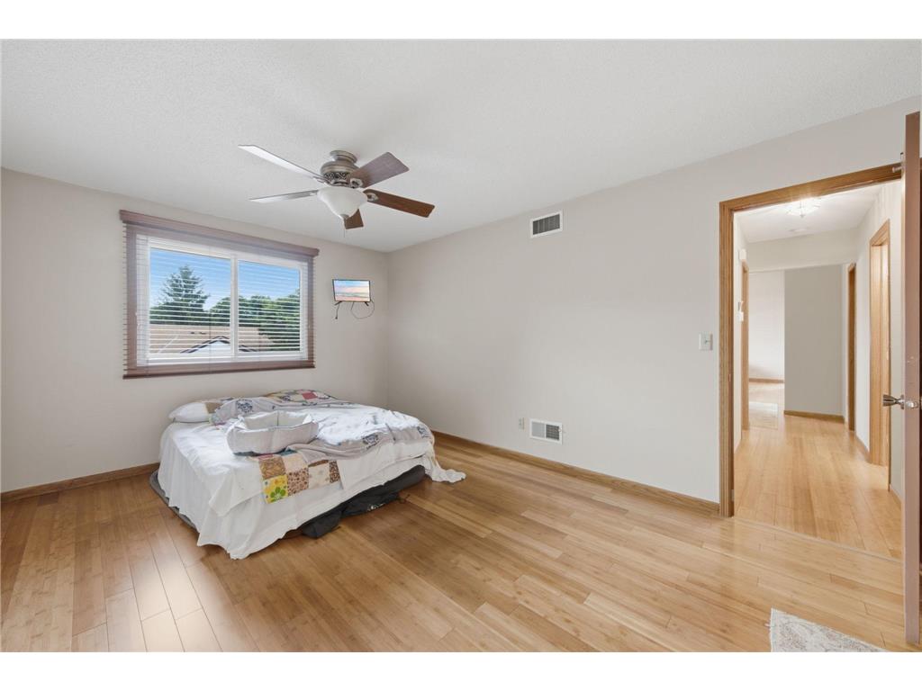 5591 Donegal Drive Shoreview MN 55126 7096814 image14