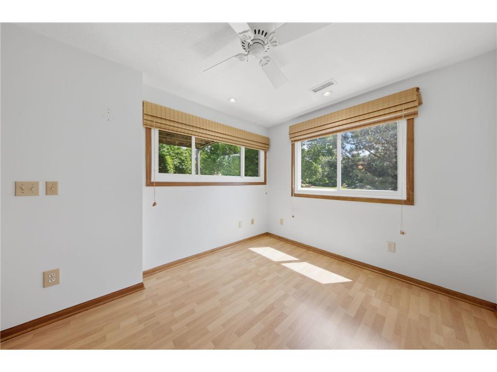 5591 Donegal Drive Shoreview MN 55126 7096814 image20