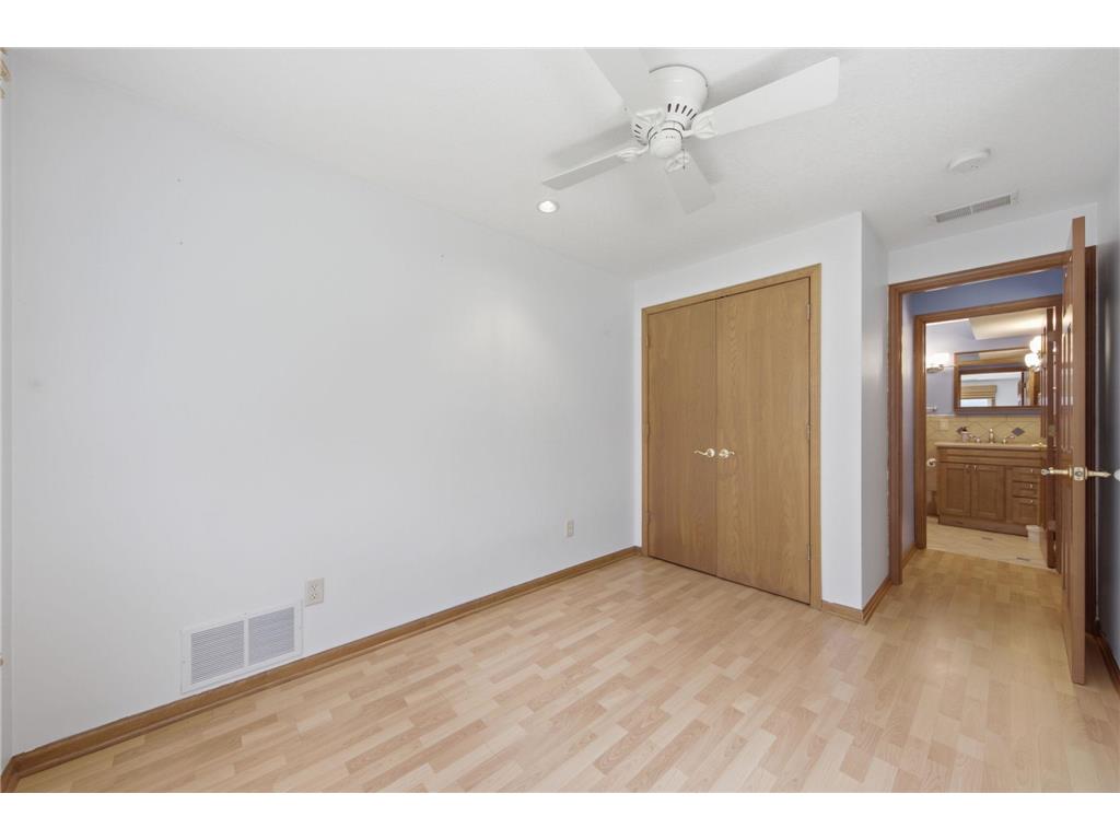 5591 Donegal Drive Shoreview MN 55126 7096814 image21