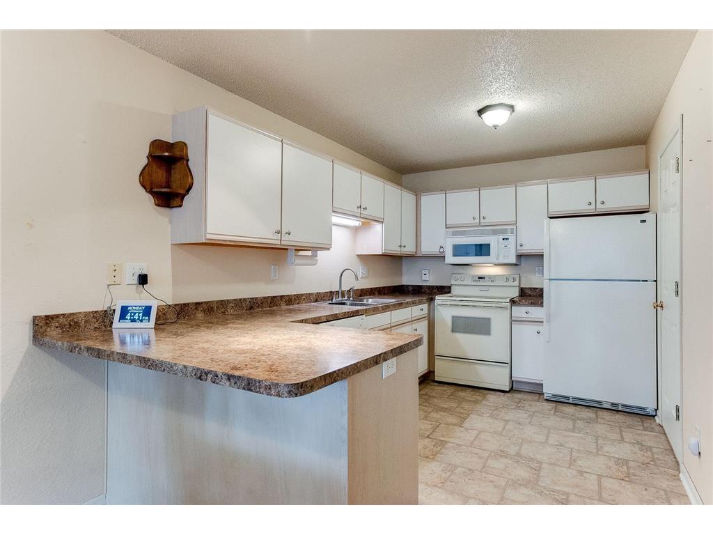 5594 Kalland Avenue NE Albertville MN 55301 6269093 image1