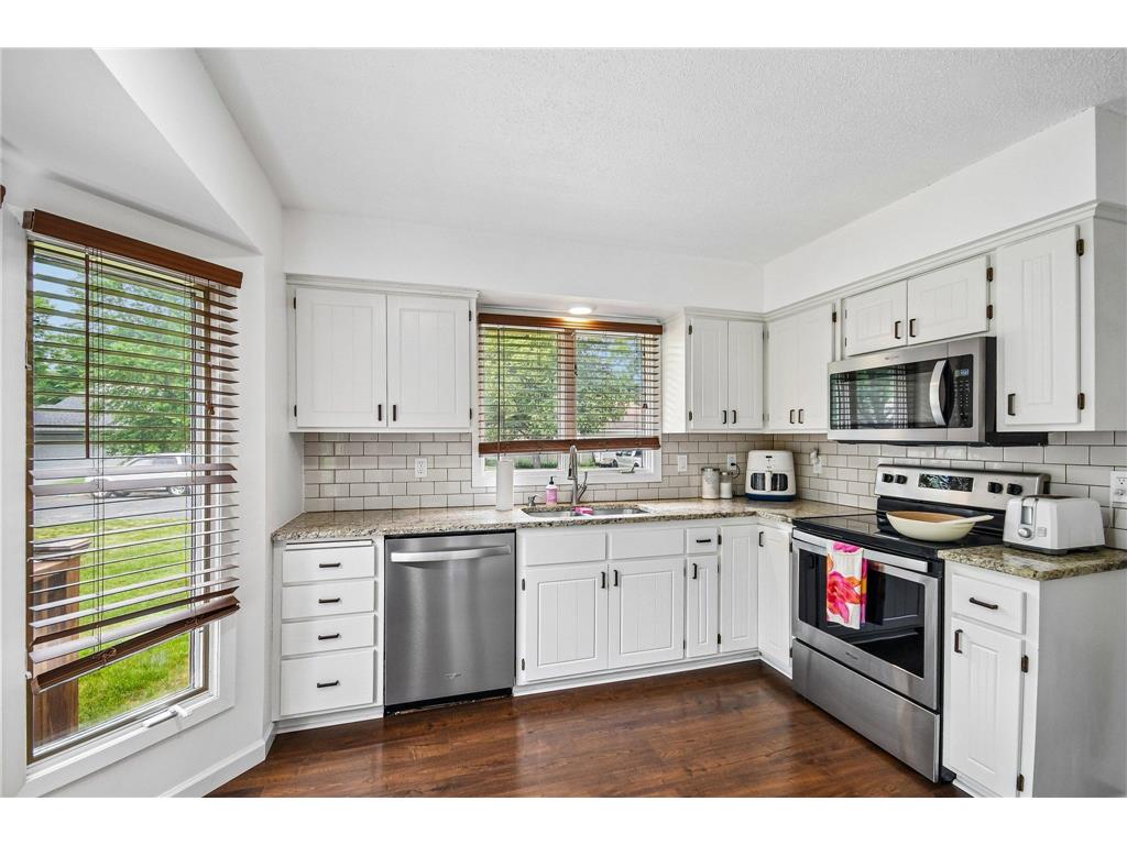 5595 Albert Street Shoreview MN 55126 7093762 image10