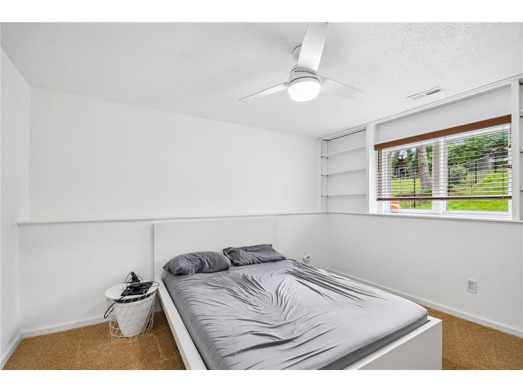 5595 Albert Street Shoreview MN 55126 7093762 image16