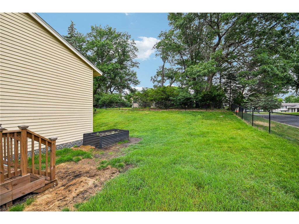 5595 Albert Street Shoreview MN 55126 7093762 image41