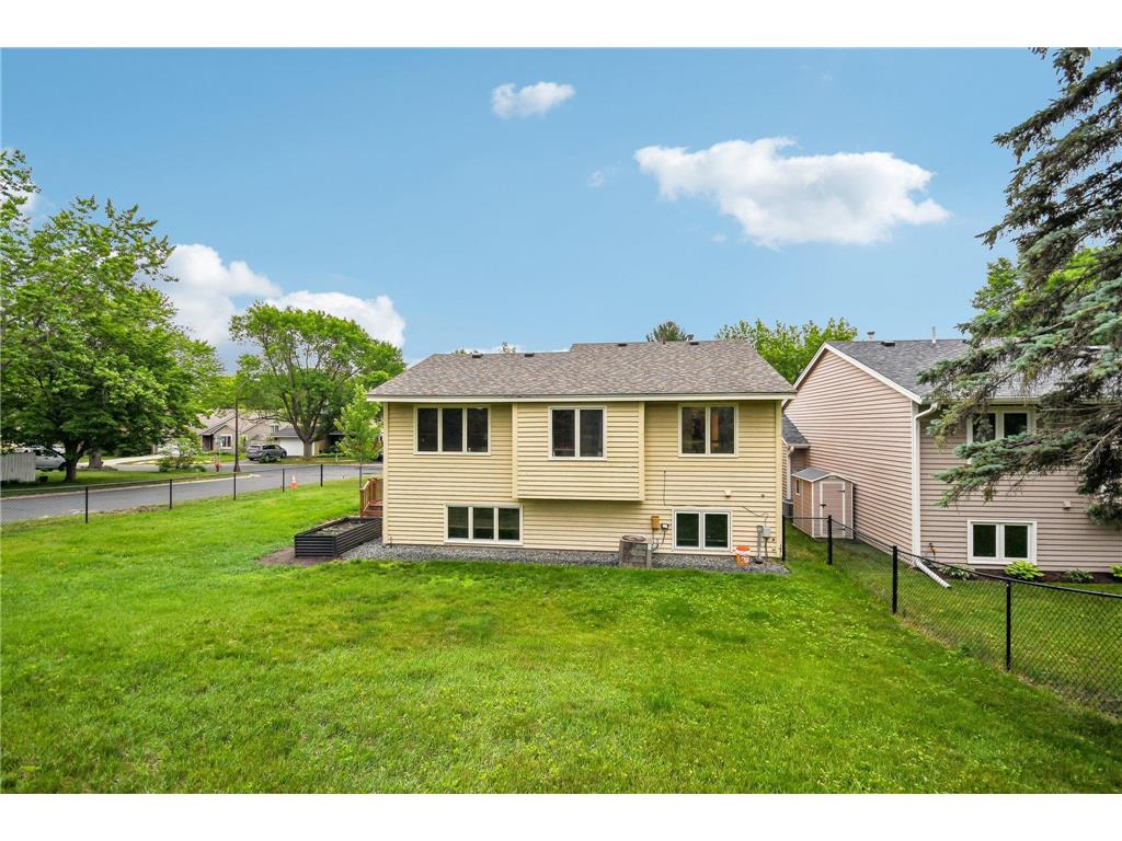 5595 Albert Street Shoreview MN 55126 7093762 image44