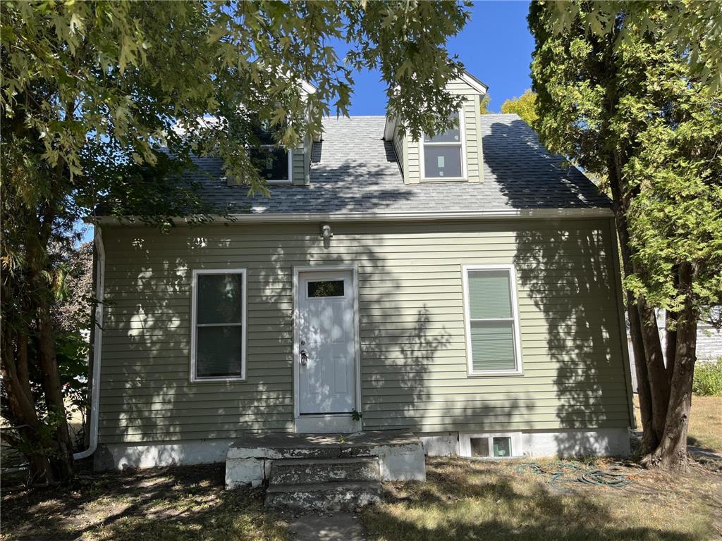 56 6th Street Windom MN 56101 6610613 image1