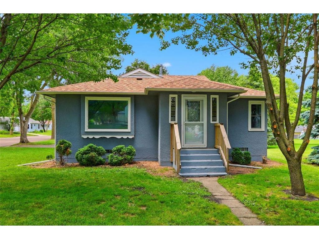 560 Barrett Street S Winsted MN 55395 7095940 image1