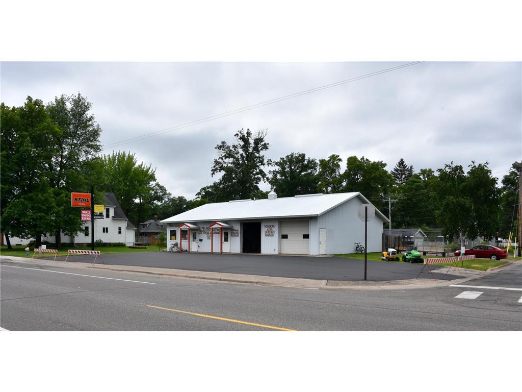 560 Central Avenue N, Milaca, MN 56353 MLS 6226114 Edina Realty