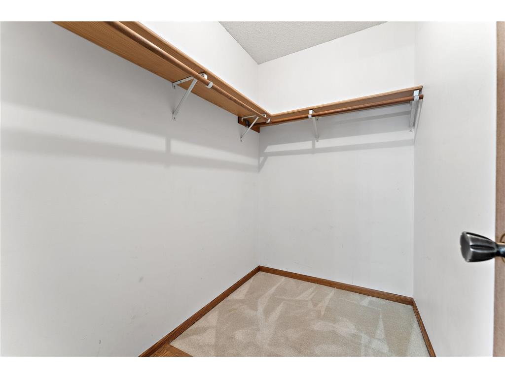 560 Donegal Circle Shoreview MN 55126 7102365 image10