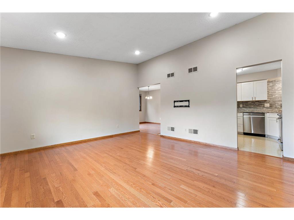 560 Donegal Circle Shoreview MN 55126 7102365 image6