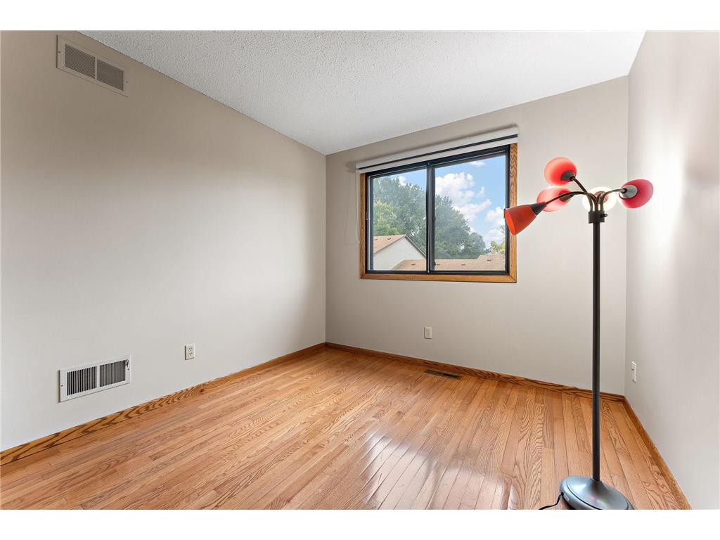 560 Donegal Circle Shoreview MN 55126 7102365 image9