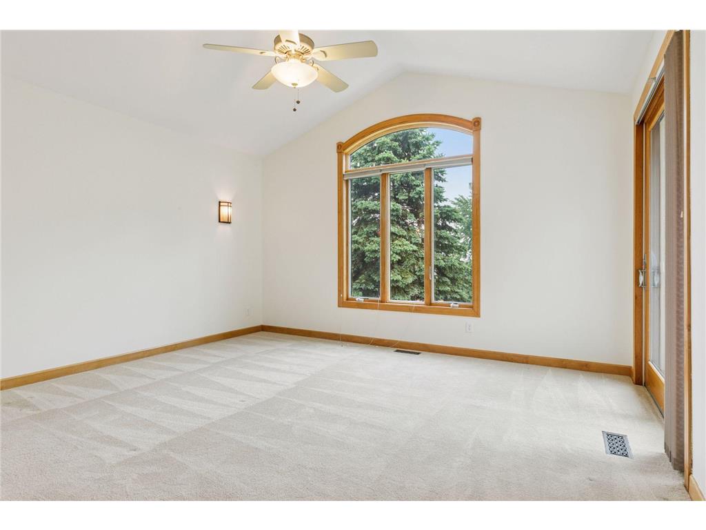 560 Lakeside Bay Drive S Bayport MN 55003 - St Croix River 6753052 image17