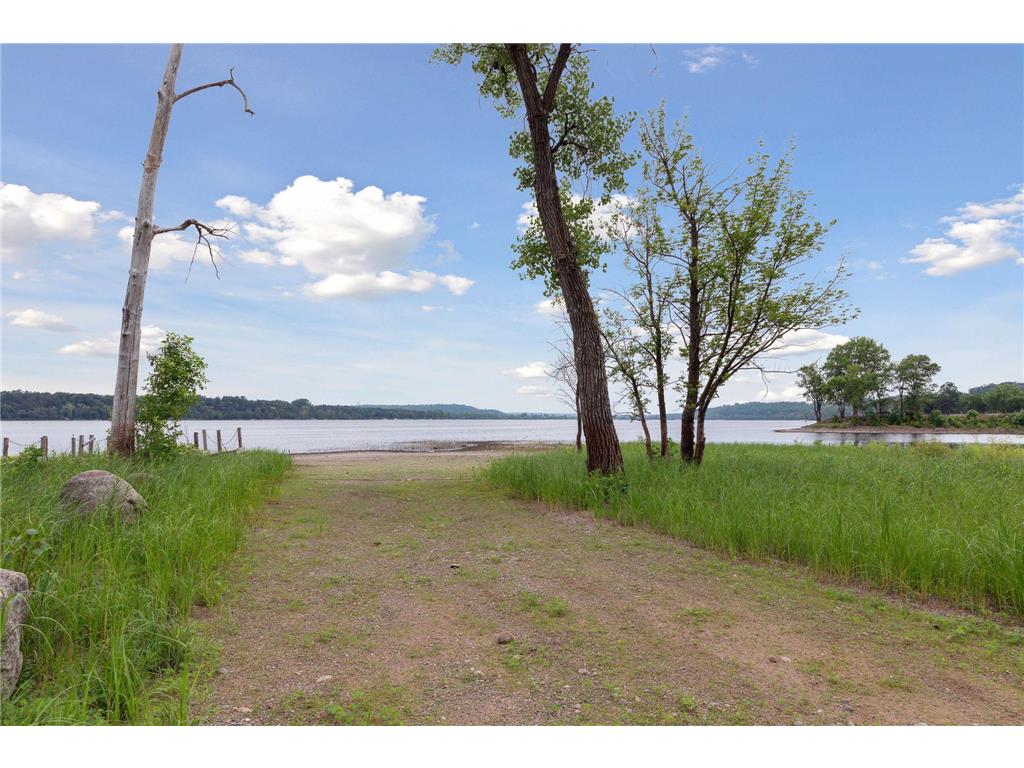 560 Lakeside Bay Drive S Bayport MN 55003 - St Croix River 6753052 image33