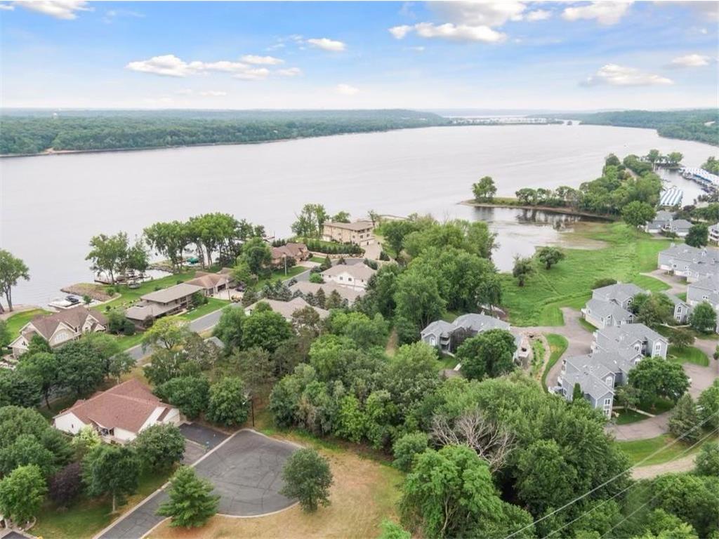 560 Lakeside Bay Drive S Bayport MN 55003 - St Croix River 6753052 image5