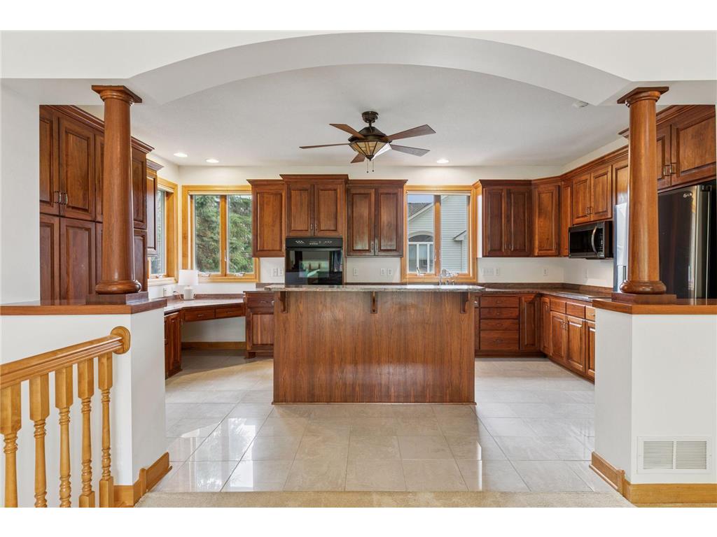 560 Lakeside Bay Drive S Bayport MN 55003 - St Croix River 6753052 image9