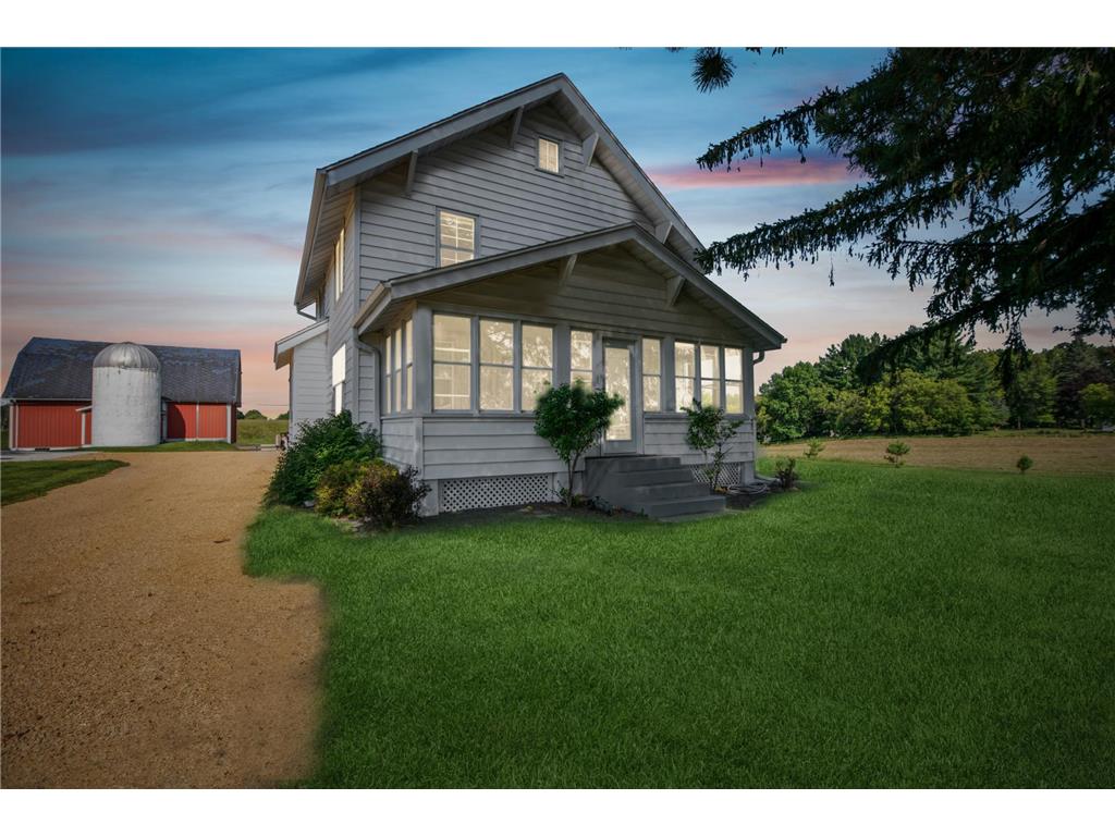 560 Minneapolis Avenue S Amery WI 54001 6569857 image1