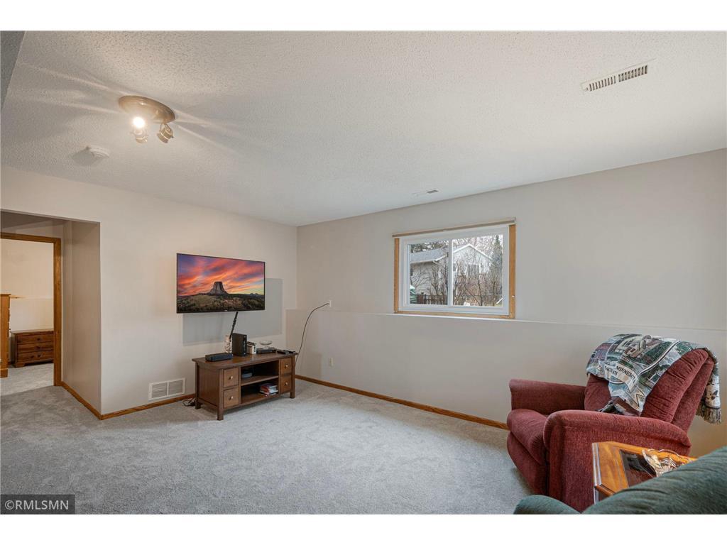 5600 Albert Street Shoreview MN 55126 7034777 image11