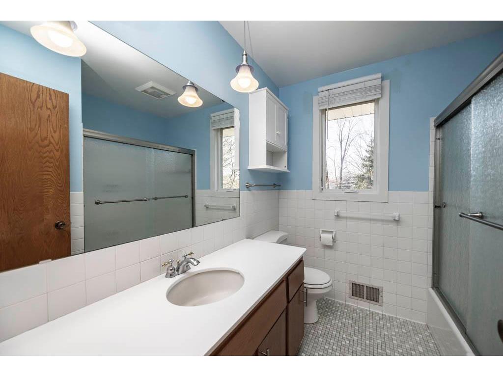 5600 W 70th Street Edina MN 55439 7083247 image26