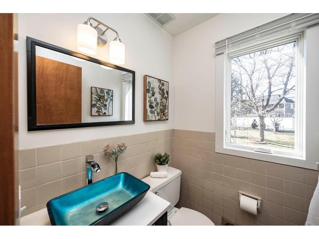 5600 W 70th Street Edina MN 55439 7083247 image36