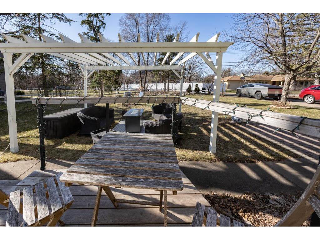 5600 W 70th Street Edina MN 55439 7083247 image44