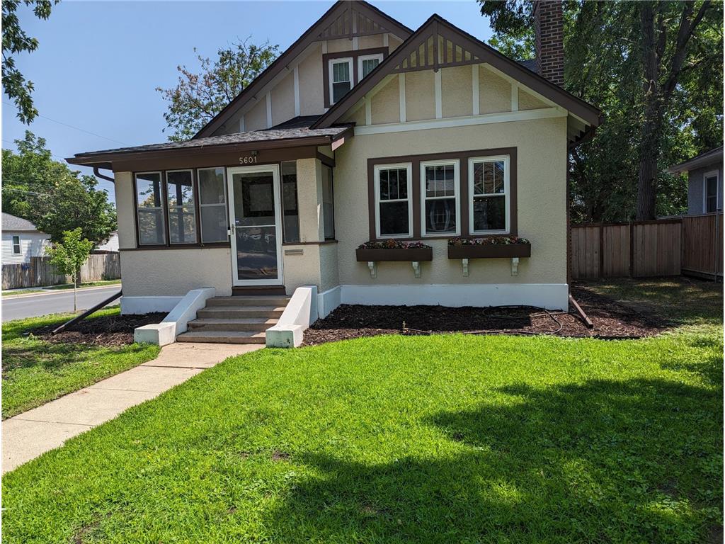 5601 Blaisdell Avenue Minneapolis MN 55419 7061127 image1