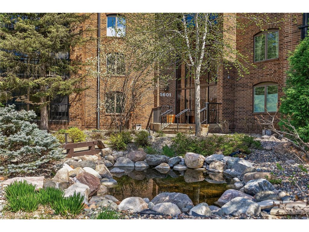 5601 Dewey Hill Road #119 Edina MN 55439 7065670 image3