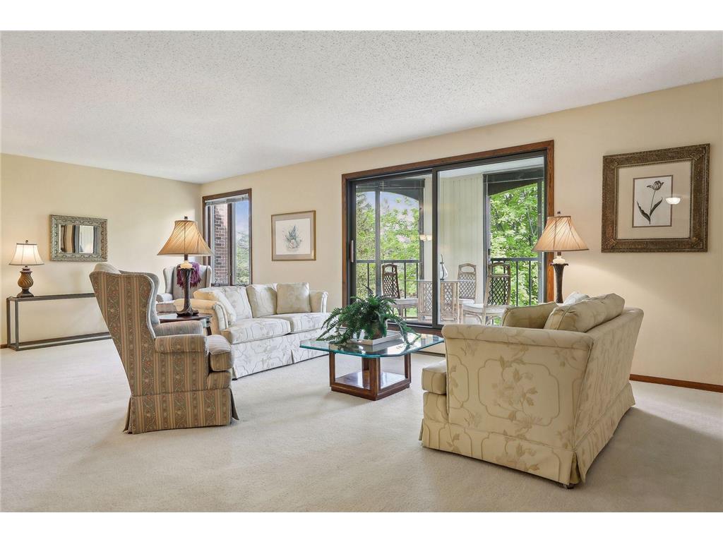 5601 Dewey Hill Road #205 Edina MN 55439 6508998 image1