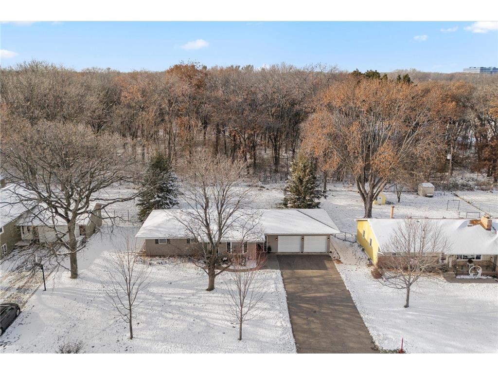 5601 Schutta Road Shoreview MN 55126 6822338 image1