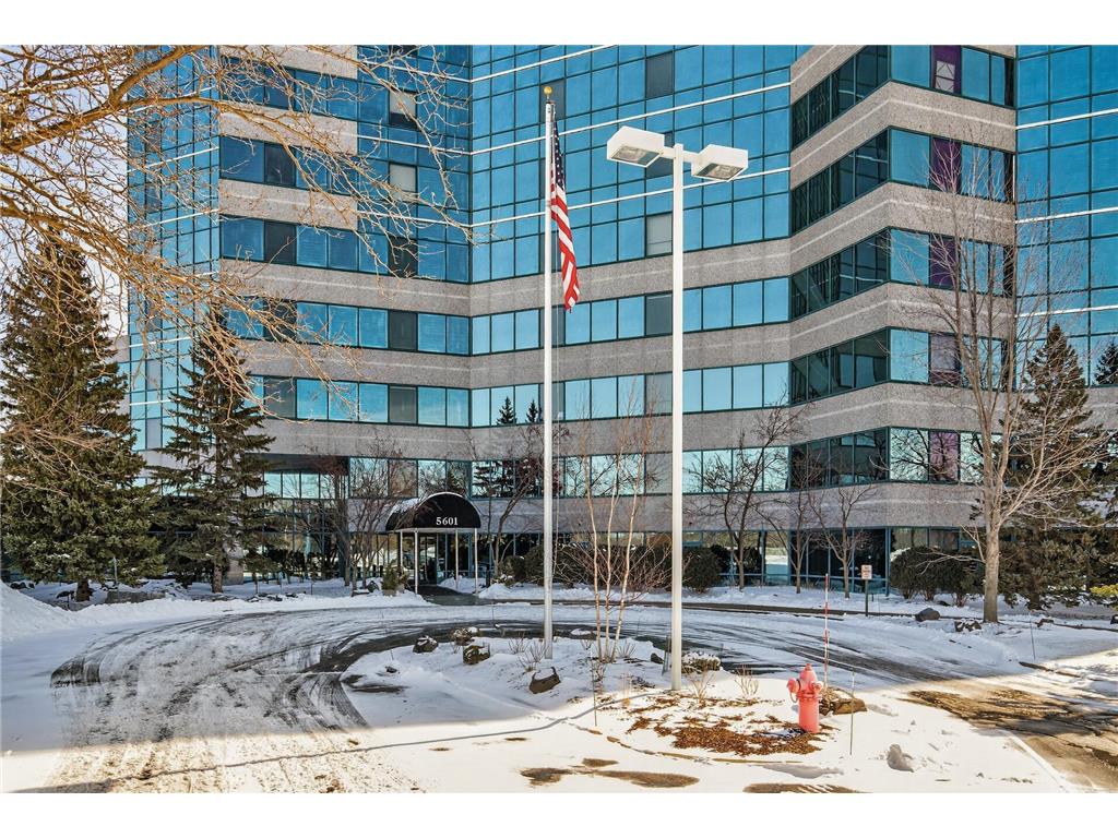 5601 Smetana Drive #101 Minnetonka MN 55343 7036864 image3