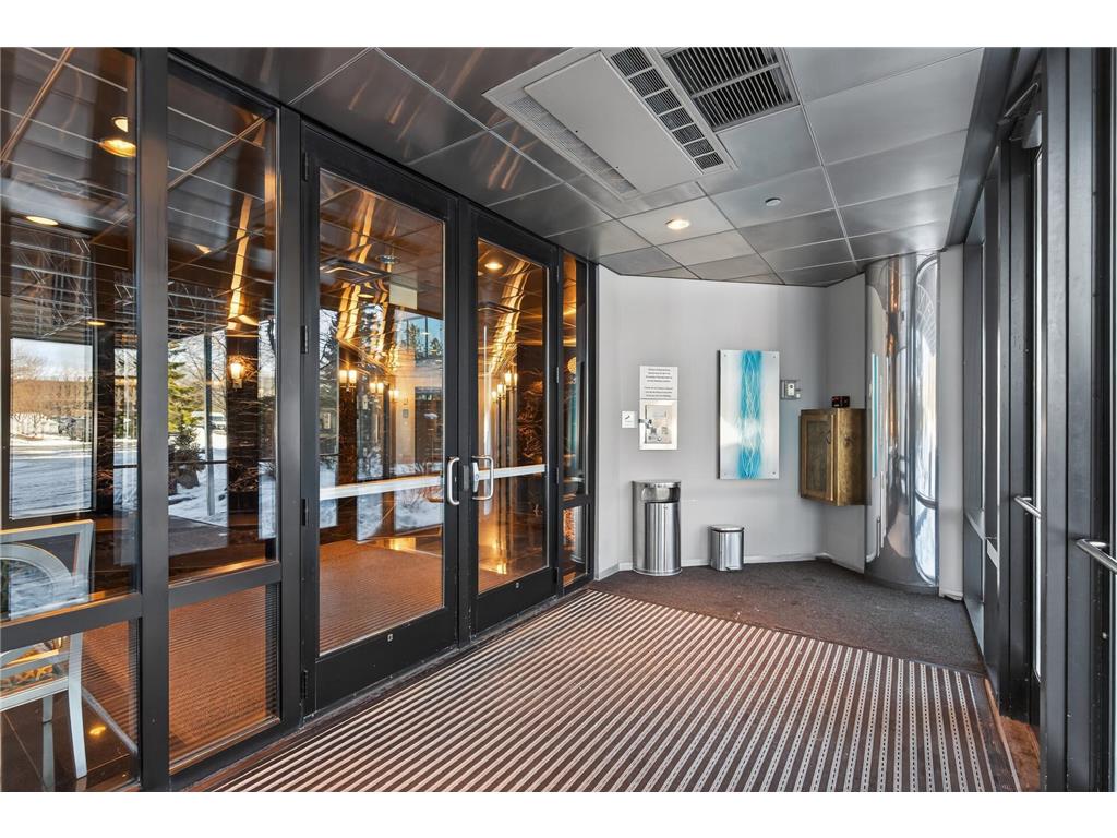 5601 Smetana Drive #101 Minnetonka MN 55343 7036864 image5