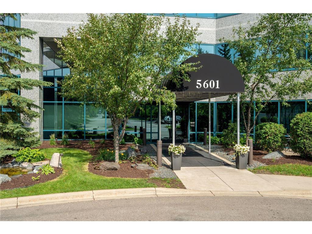 5601 Smetana Drive #213 Minnetonka MN 55343 7009668 image35