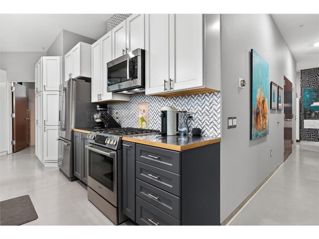 5601 Smetana Drive #213 Minnetonka MN 55343 7009668 image6