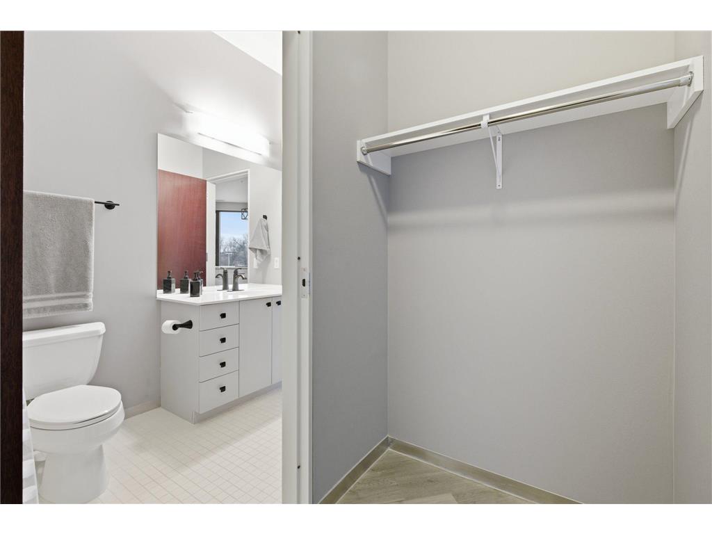 5601 Smetana Drive #214 Minnetonka MN 55343 7049958 image22