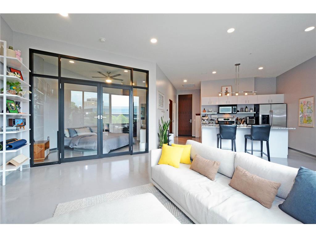 5601 Smetana Drive #305 Minnetonka MN 55343 7096727 image1
