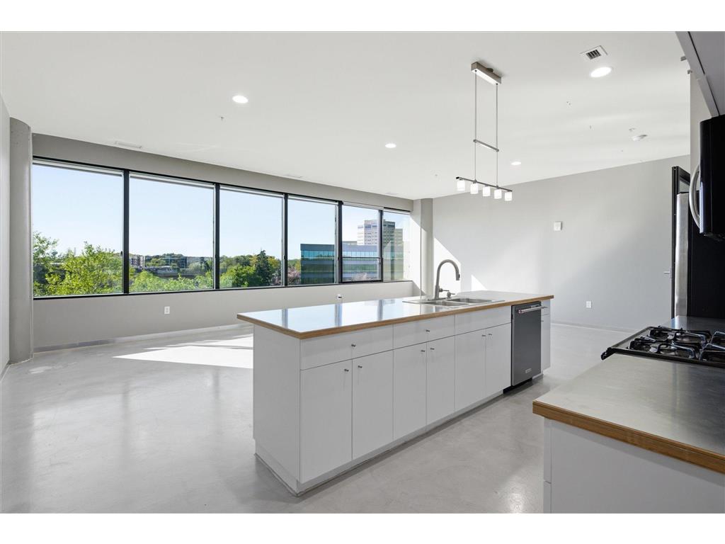 5601 Smetana Drive #407 Minnetonka MN 55343 7071592 image5