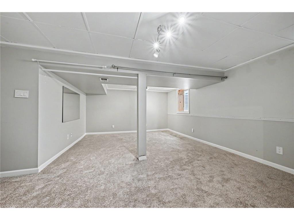 5602 57th Avenue N Crystal MN 55429 7047790 image22