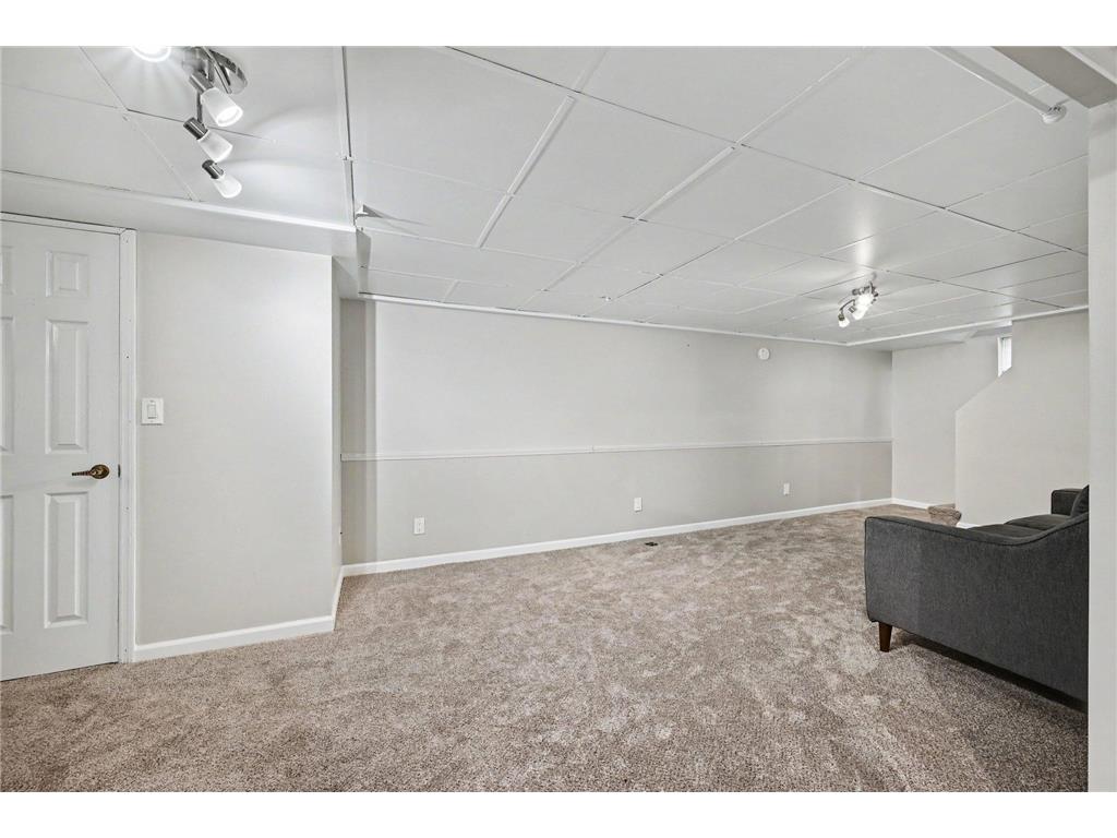 5602 57th Avenue N Crystal MN 55429 7047790 image24