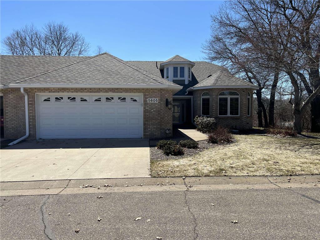 5605 Dunlap Avenue N, Shoreview, MN, 55126 MLS 6355275 Edina Realty