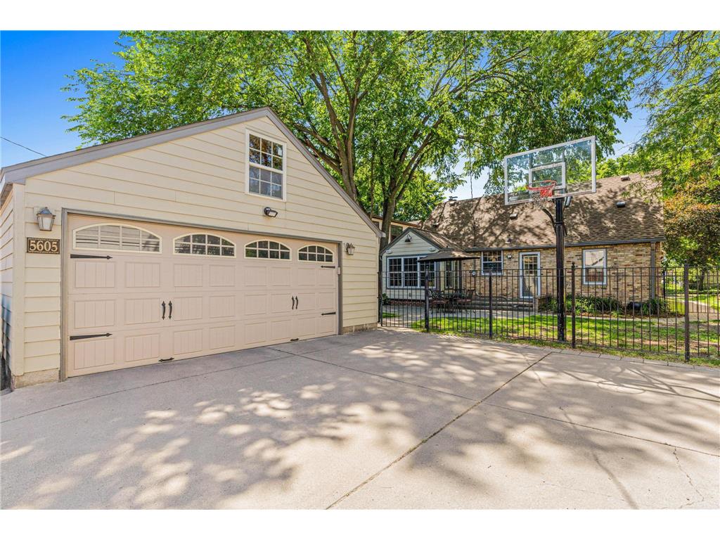 5605 Elliot Avenue Minneapolis MN 55417 7082407 image33