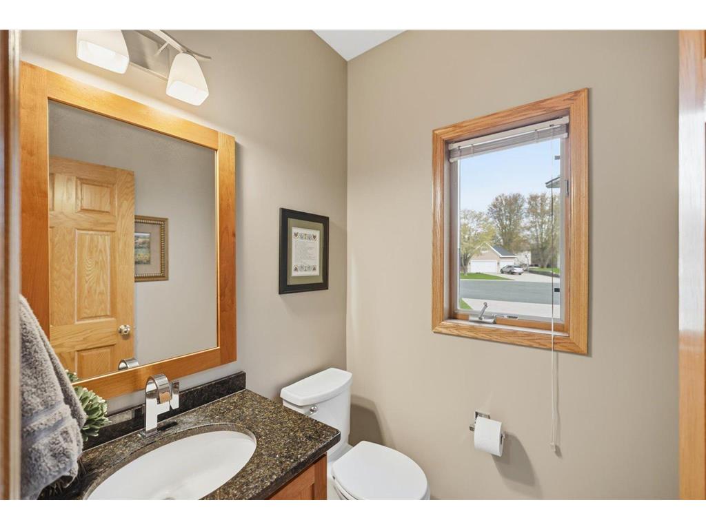 5605 Saint Albans Circle Shoreview MN 55126 7057175 image32