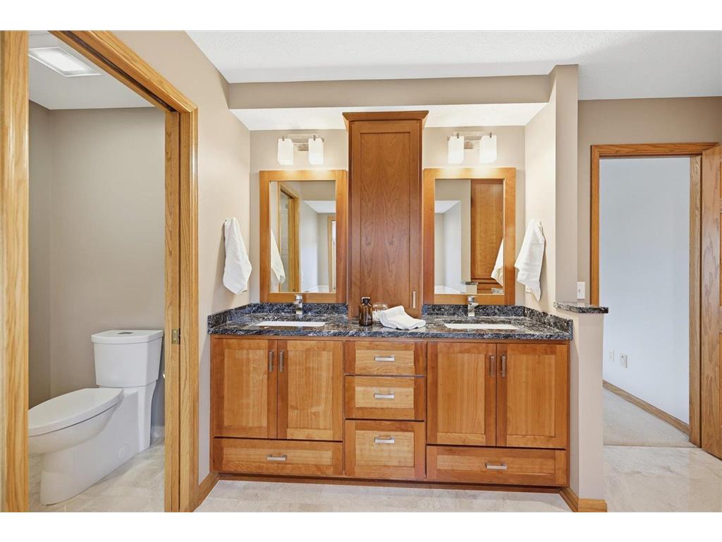 5605 Saint Albans Circle Shoreview MN 55126 7057175 image40