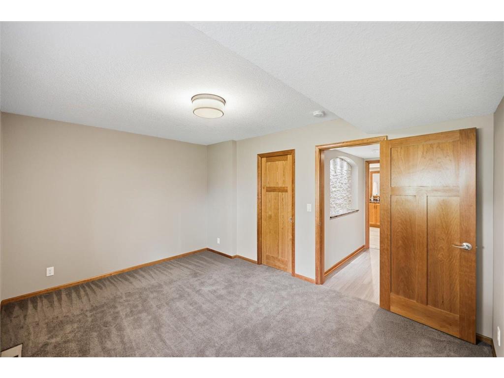 5605 Saint Albans Circle Shoreview MN 55126 7057175 image65