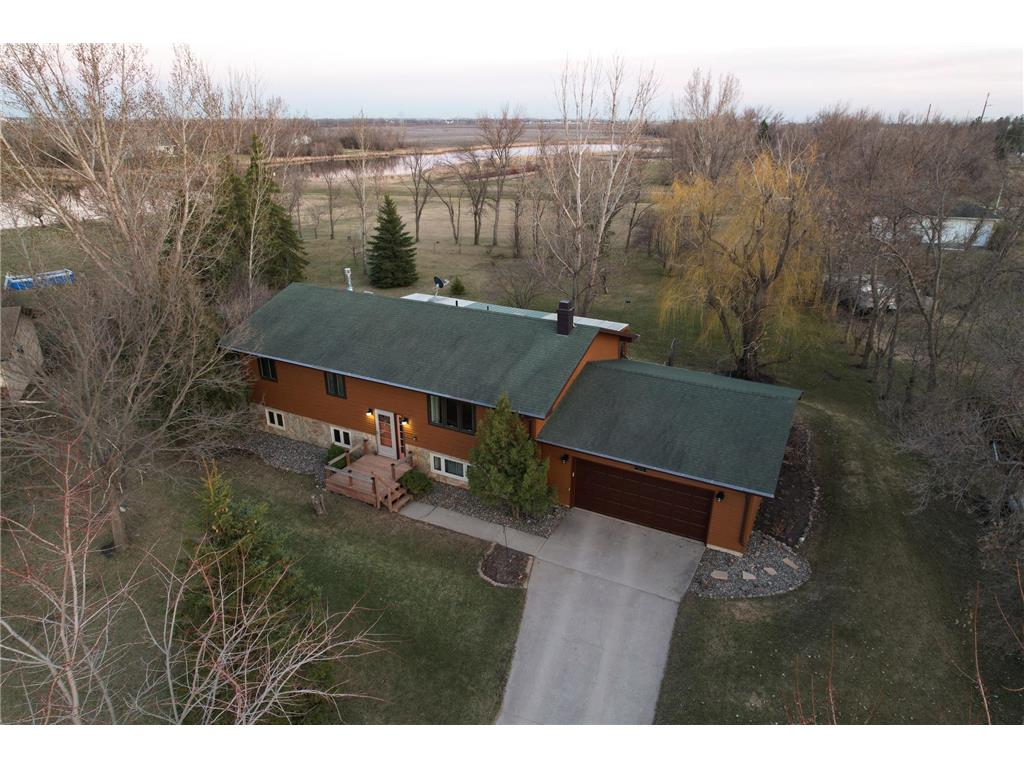 5606 53rd Avenue N Harwood ND 58042 7059140 image1