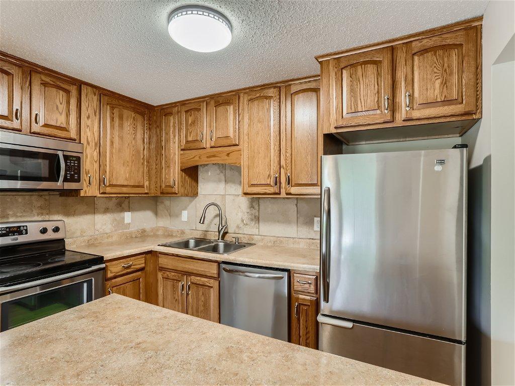 5607 Green Circle Drive #110 Minnetonka MN 55343 6435280 image1