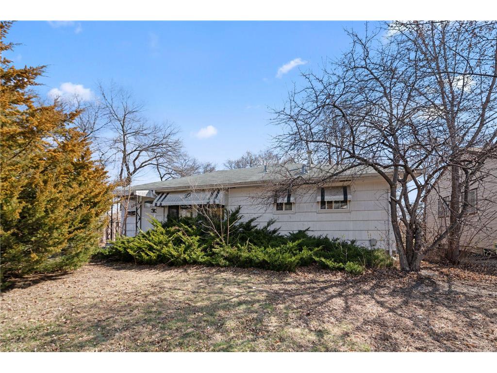 5608 Vera Cruz Avenue N Crystal MN 55429 6703611 image1